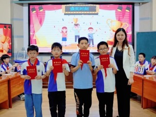 【双语节掠影】妙“词”生花绽风采 谁与争锋展英姿——宝带实验小学第二十四届双语节Spelling Bee拼词大赛