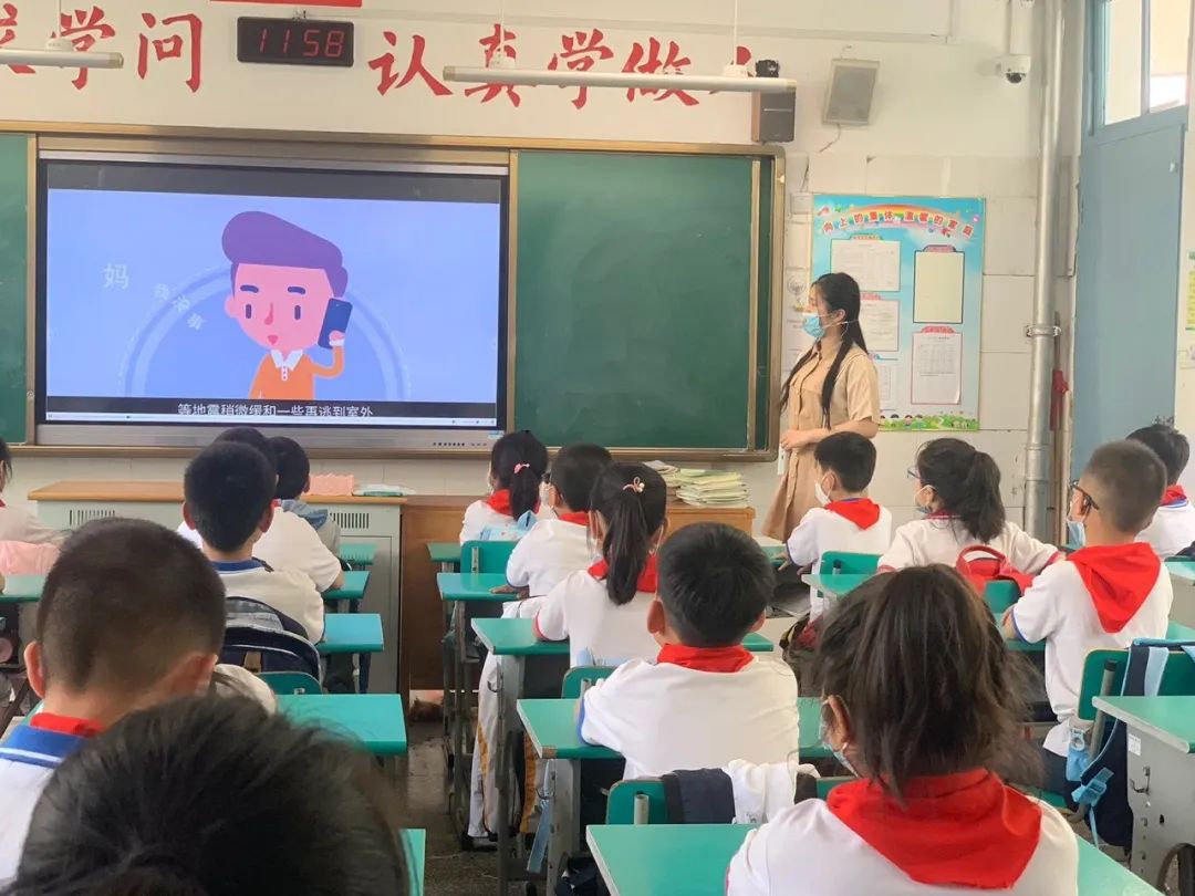 打好管理“组合拳”，筑牢安全“防火墙”