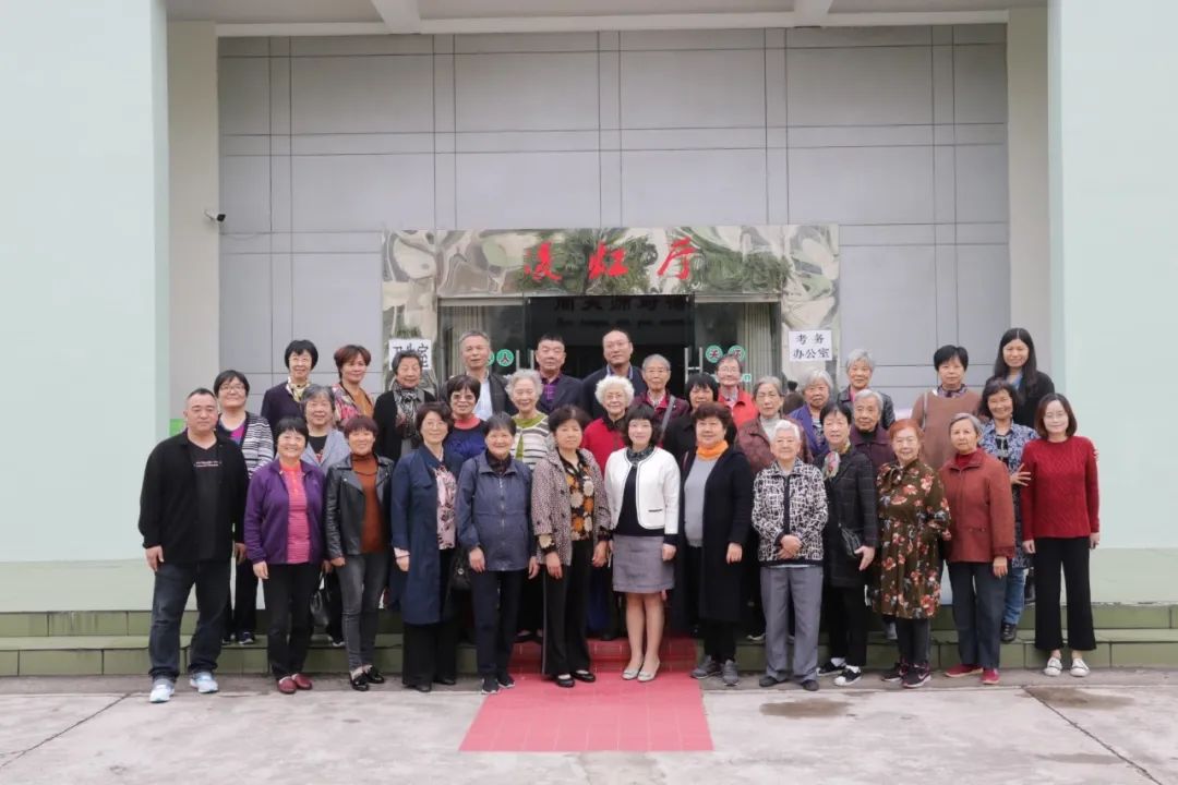 阳光生活，爱暖重阳