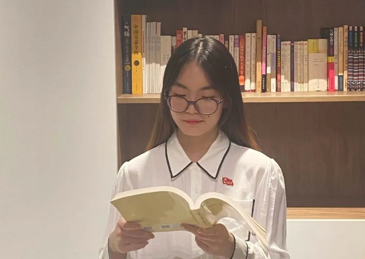 奋进新征程，谱写新篇章