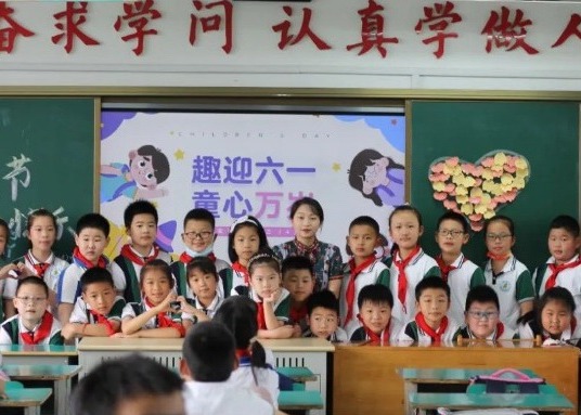 【凌霄新闻台】连续一等奖，点赞！