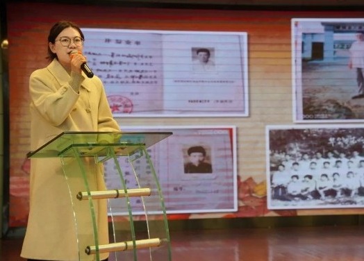 【凌霄新闻台】躬耕教坛，强校有我