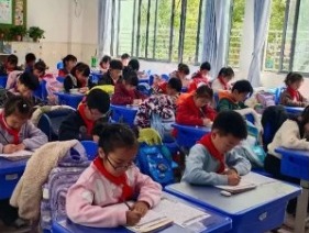 【双语节掠影】笔舞童年承古韵 字正心端绽芳华 ——宝带实验小学第二十四届双语节之 二、五年级整班汉字书写比赛圆满落幕