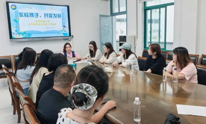 【凌霄新闻台】聚焦成长转折，同心静待花开